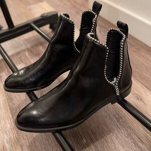 Faux leather , ankel boots